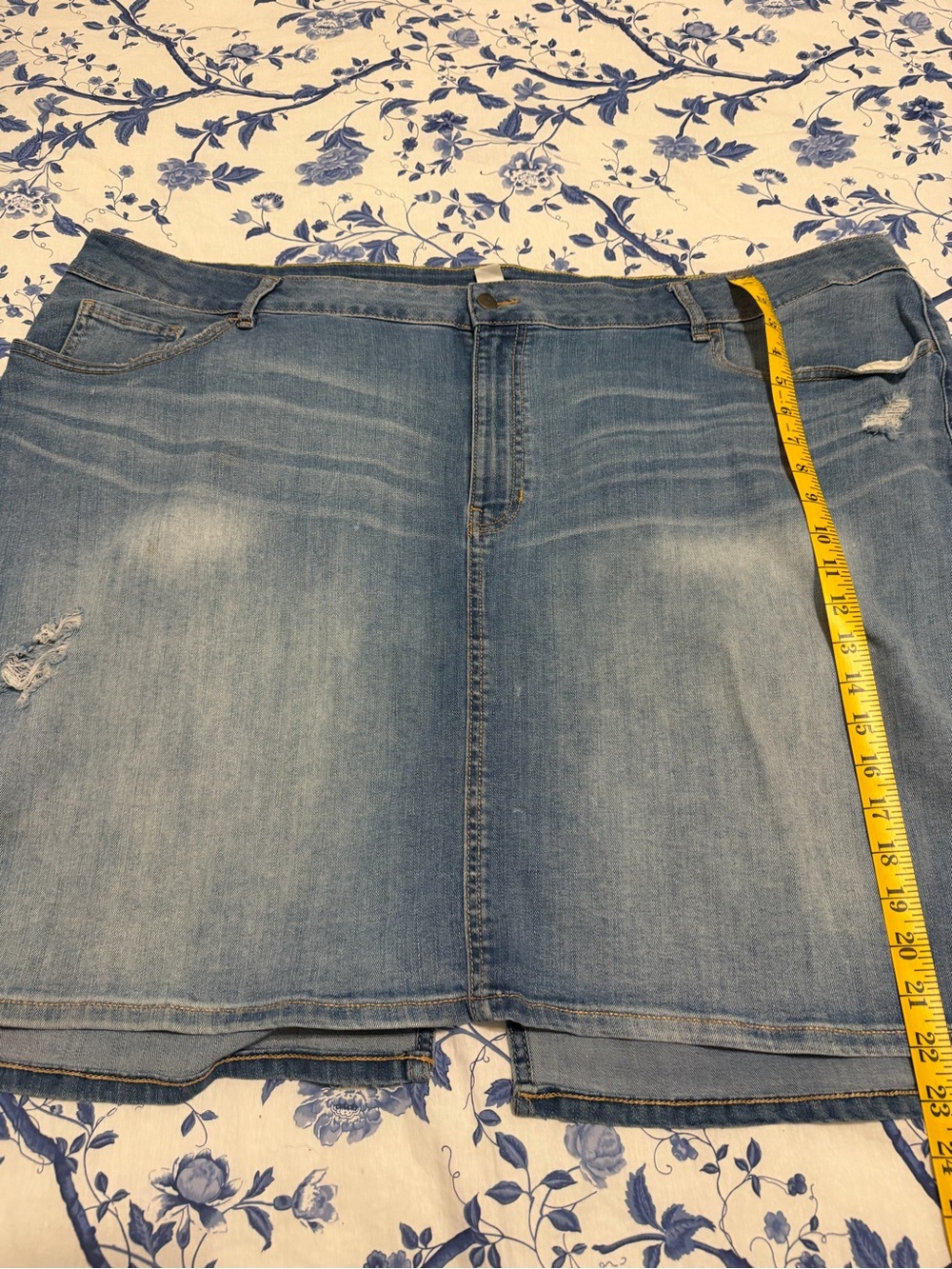 Old Navy Light Wash Denim Skirt